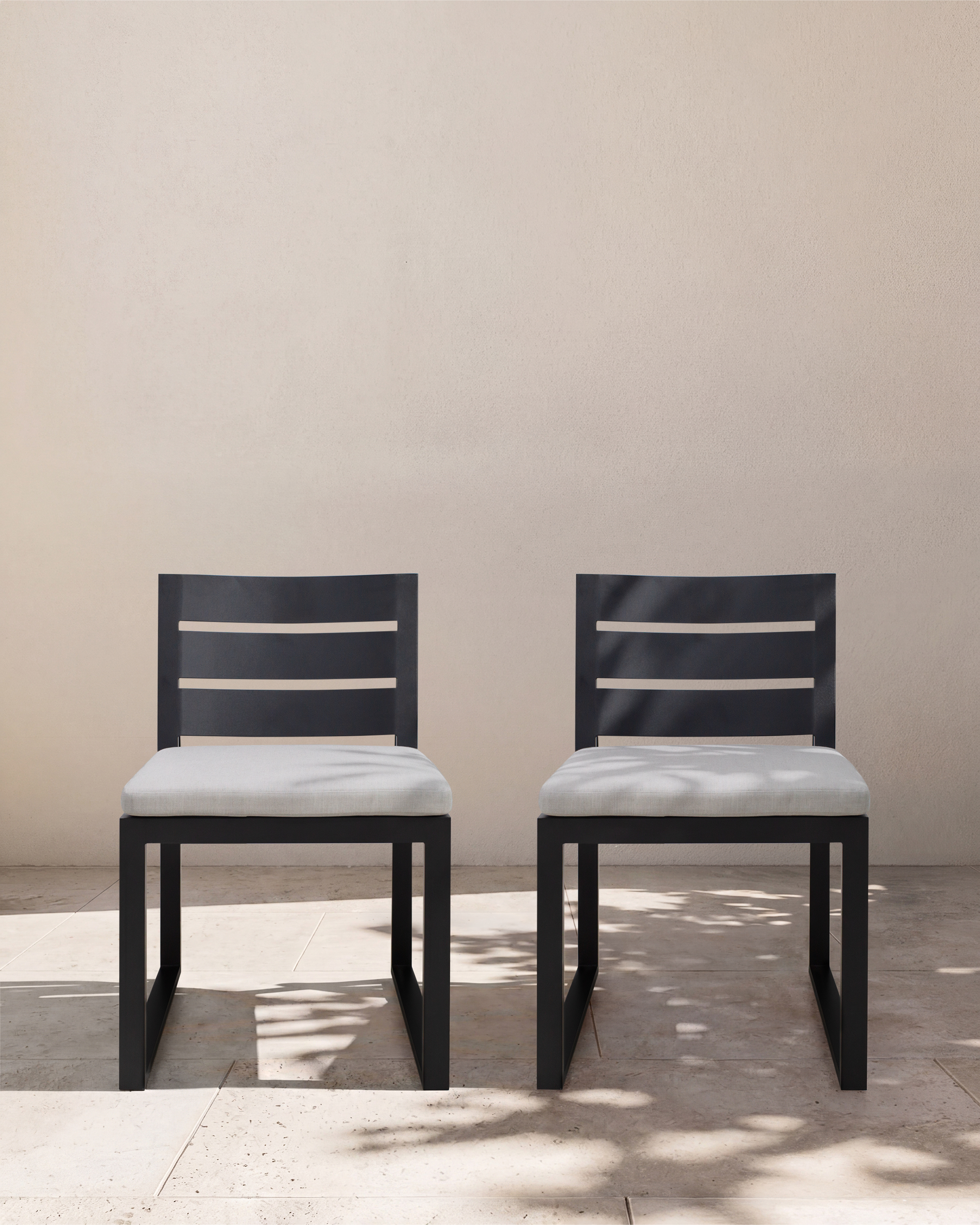 Linear Aluminum Outdoor Dining Side Chair (Set of 2)