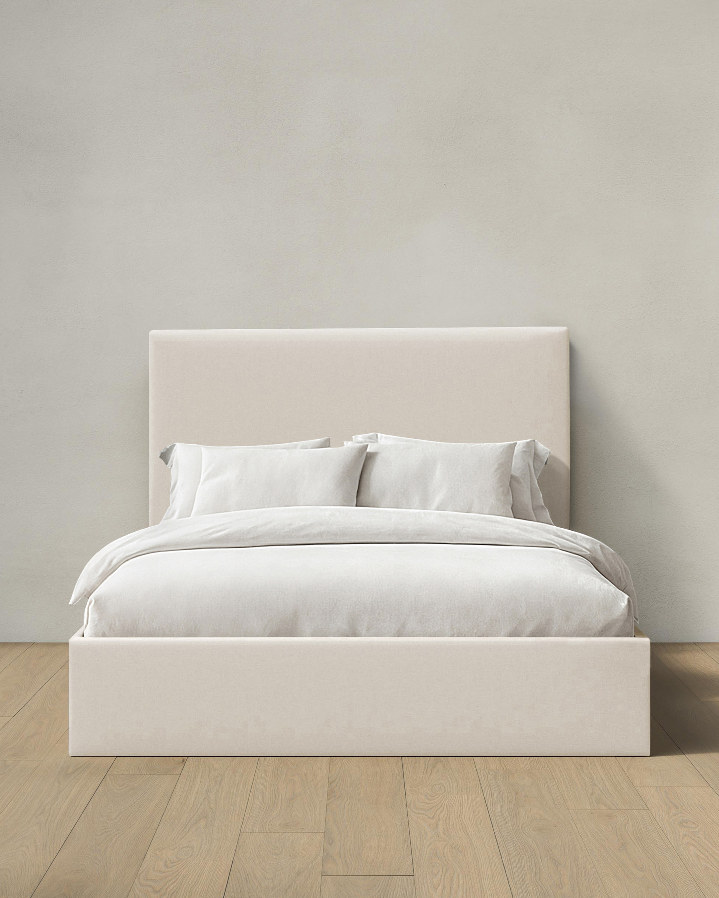 Square Bed in Performance Linen